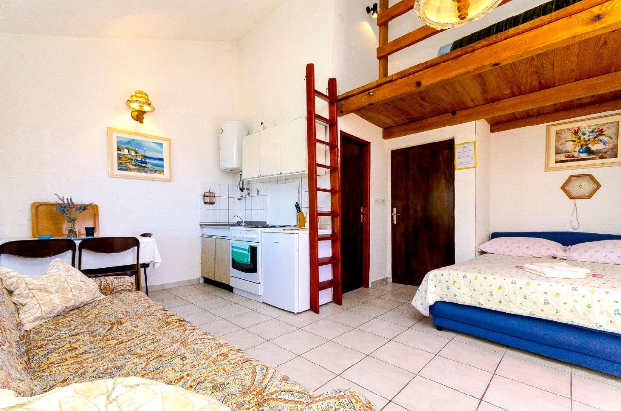Apartments Pera Razanj Bagian luar foto